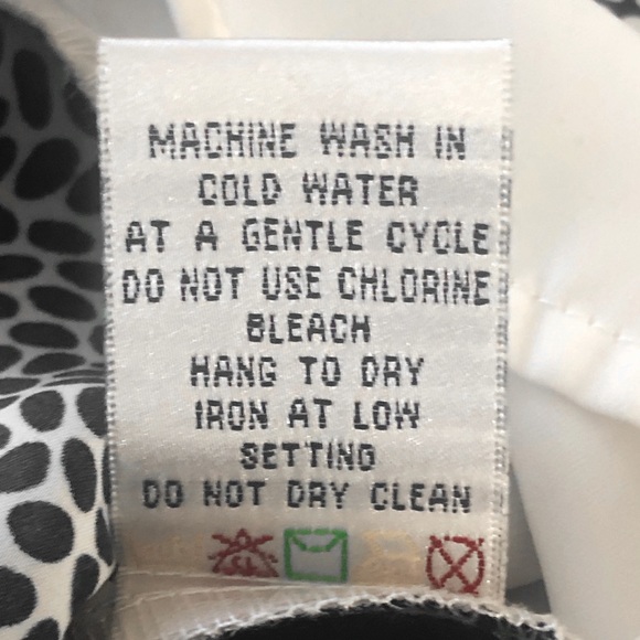 Cynthia Rowley - Mixed Print Zip Back Blouse - Medium - Picture 10 of 10